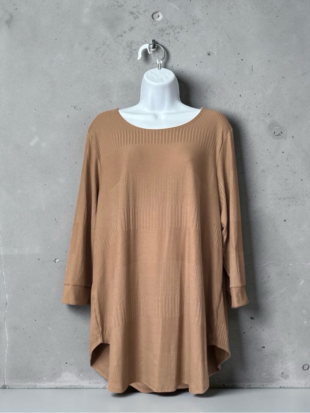 Azules Camel Ribbed Scoop-Neck Tunic